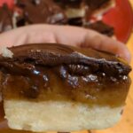 Eggless Brownie Pudding Pie